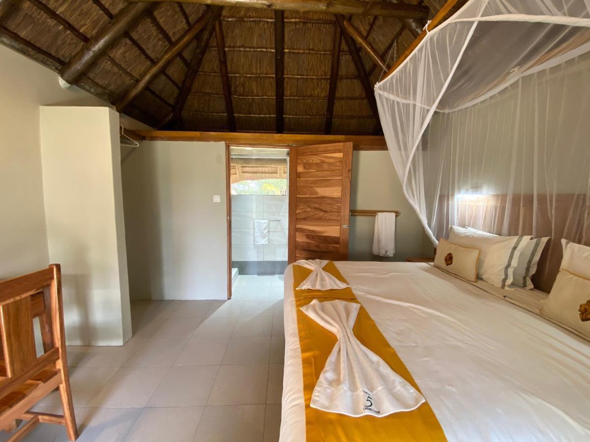 Big 5 Toro Lodge كاسان المظهر الخارجي الصورة